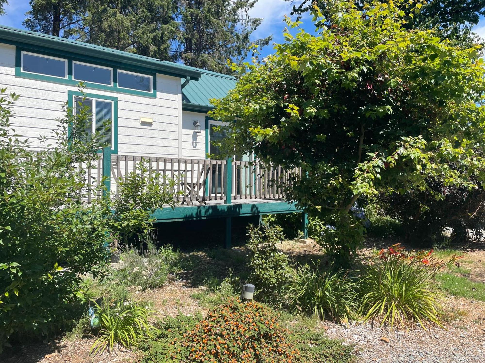 Sheltered Nook On Tillamook Bay Bay City Exterior foto