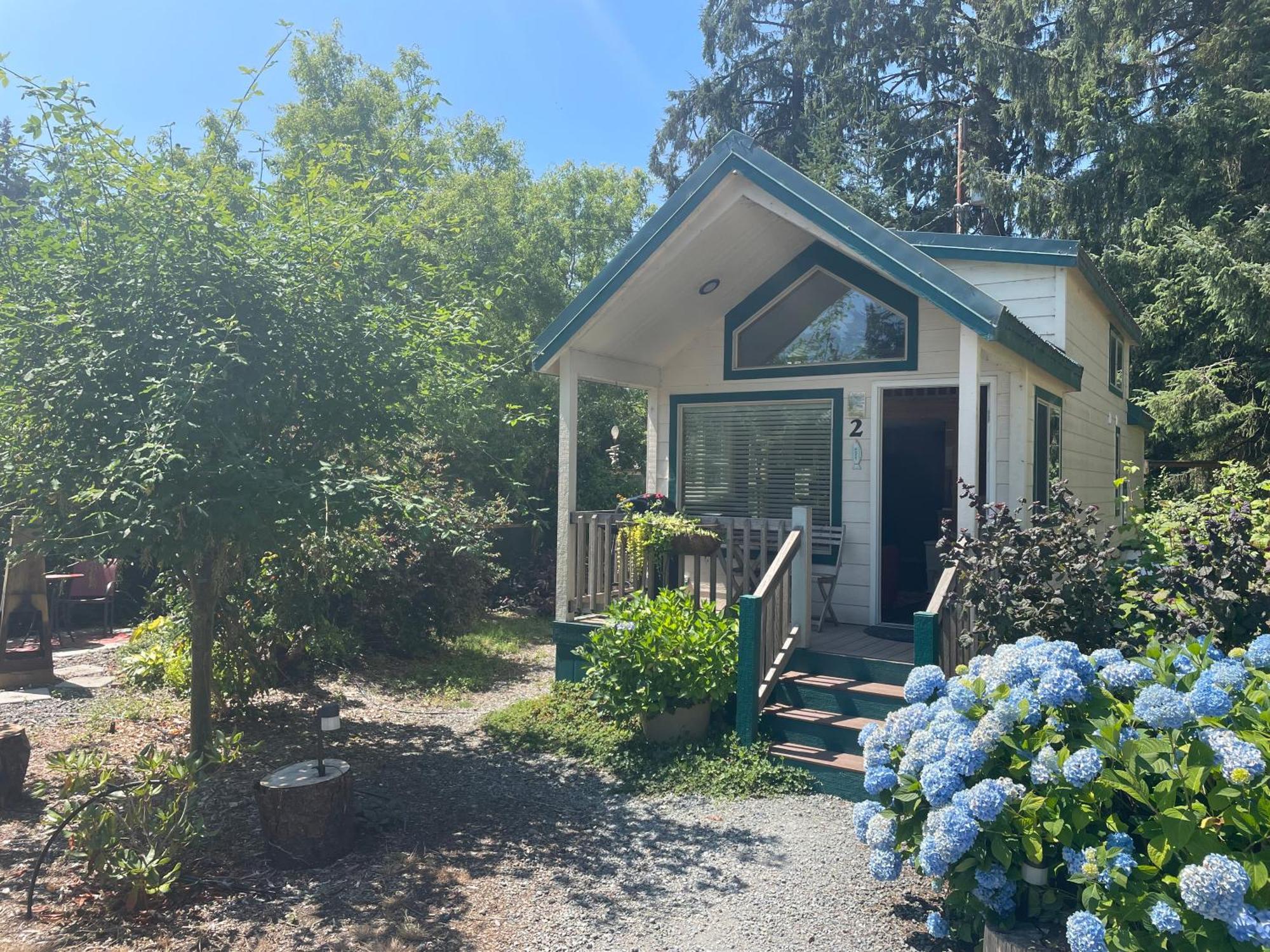 Sheltered Nook On Tillamook Bay Bay City Exterior foto